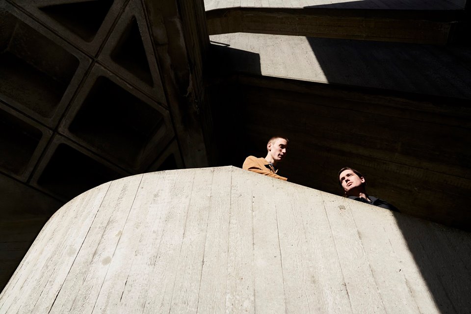 Otzeki – ‘Angry Fix’ – Chopped electronic textures against dreamy left-field electro-pop. 