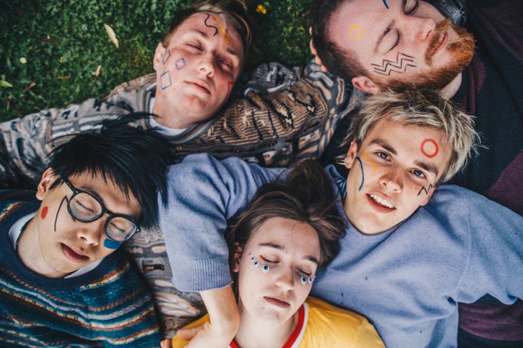 5 minutes with…&nbsp;flirting.