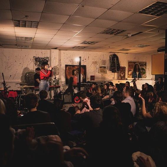 Live Review – Lily Moore + APRE + Ten&nbsp;Tonnes.