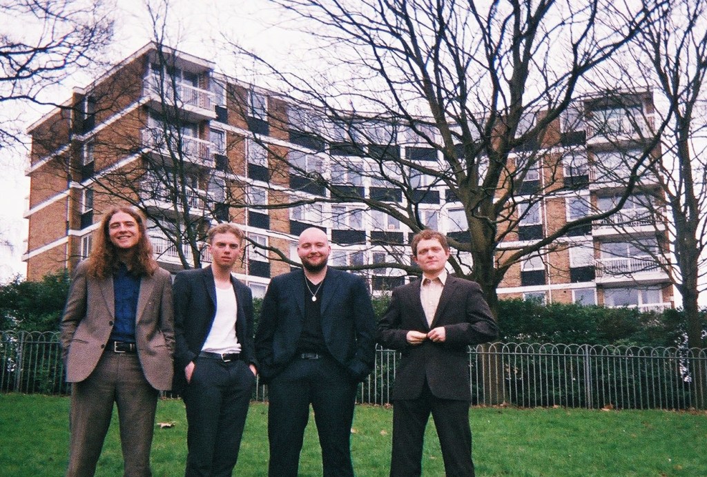 GURU – ‘Suntrap’ – Brightonians take a swipe at inequality through cut-throat&nbsp;punk-rock.