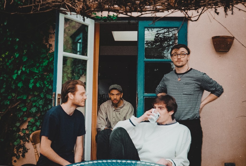 NEW MUSIC: moa moa – ‘Yellow&nbsp;Jacket’.