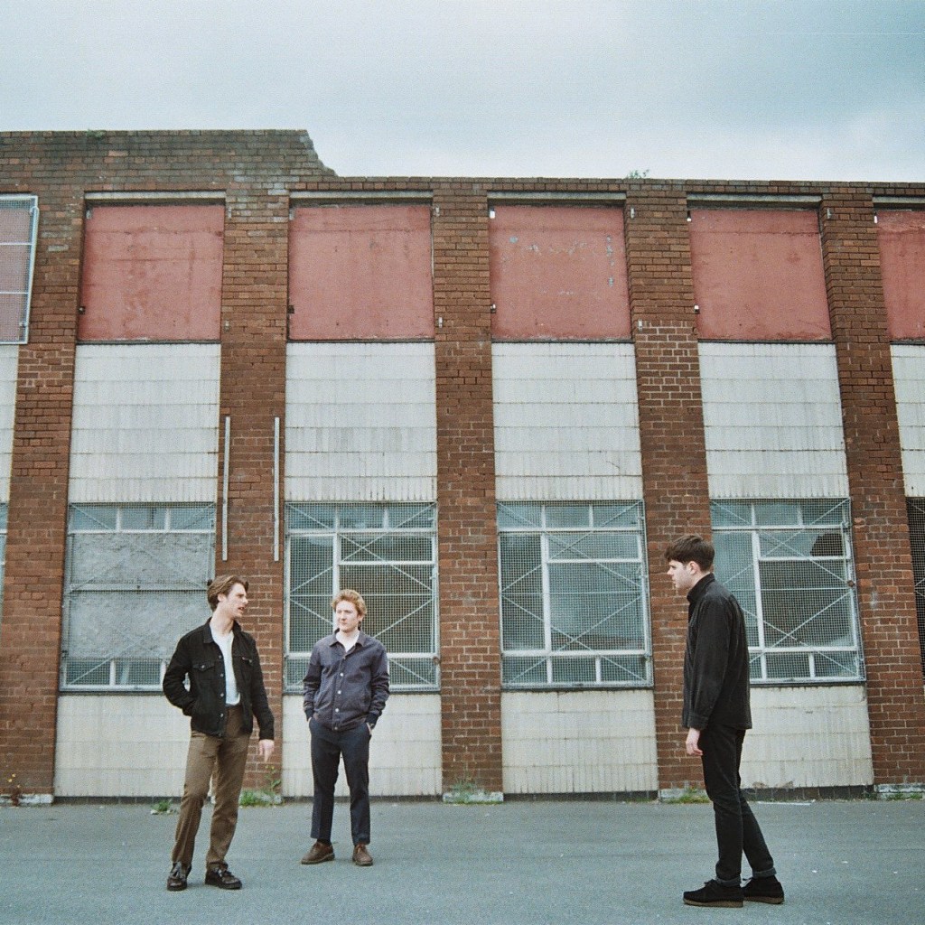 Merseyside trio Eyesore & The Jinx return with ‘Accidental Weller’.