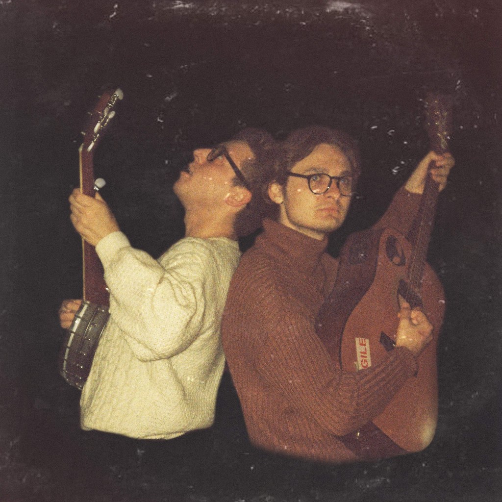 Bristol’s pop enthusiasts JUMBO land sunny side up on ‘Fluorescence/ Mouse’.