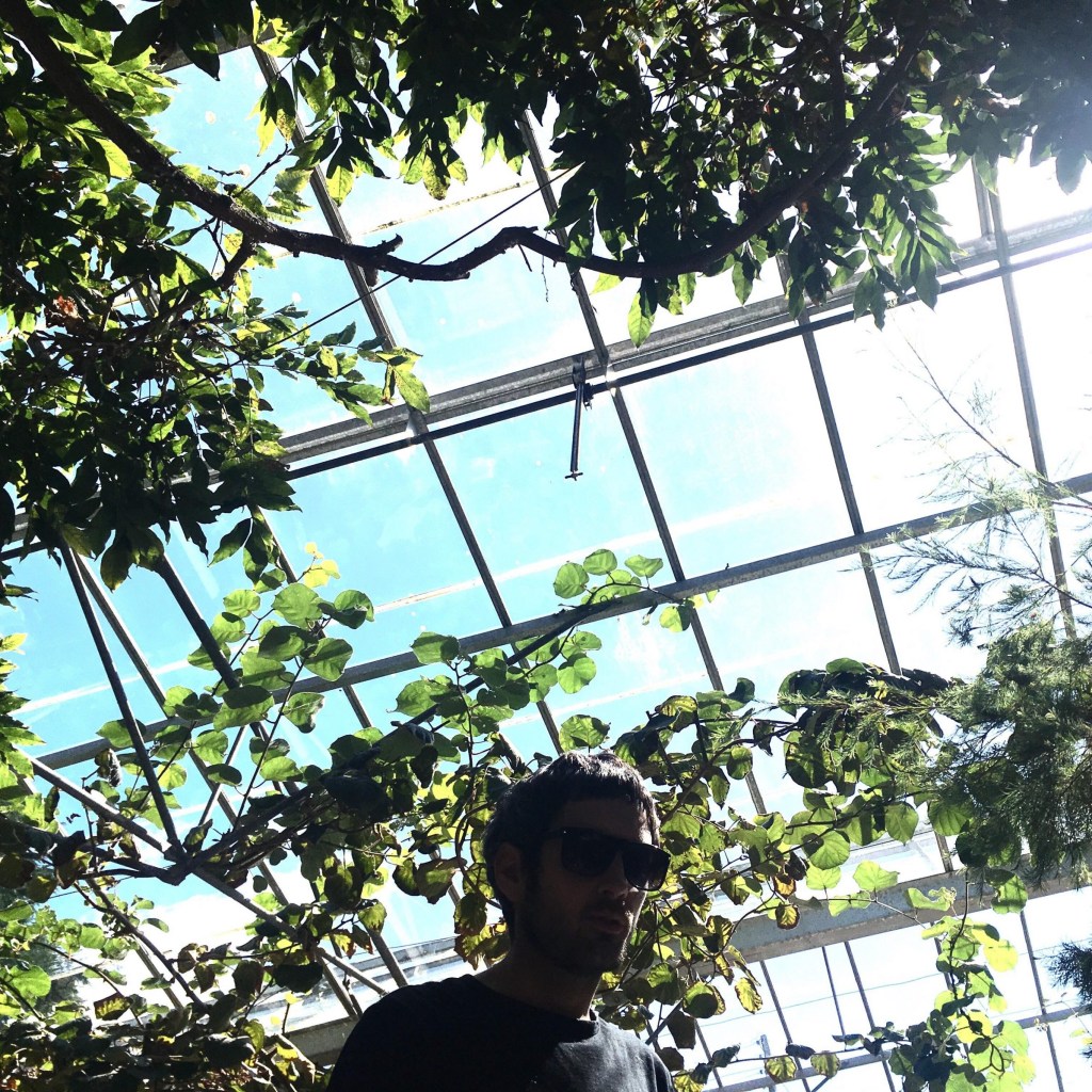 Bristol’s Post Yoga share the low-key electronica of new single ‘Phil’.