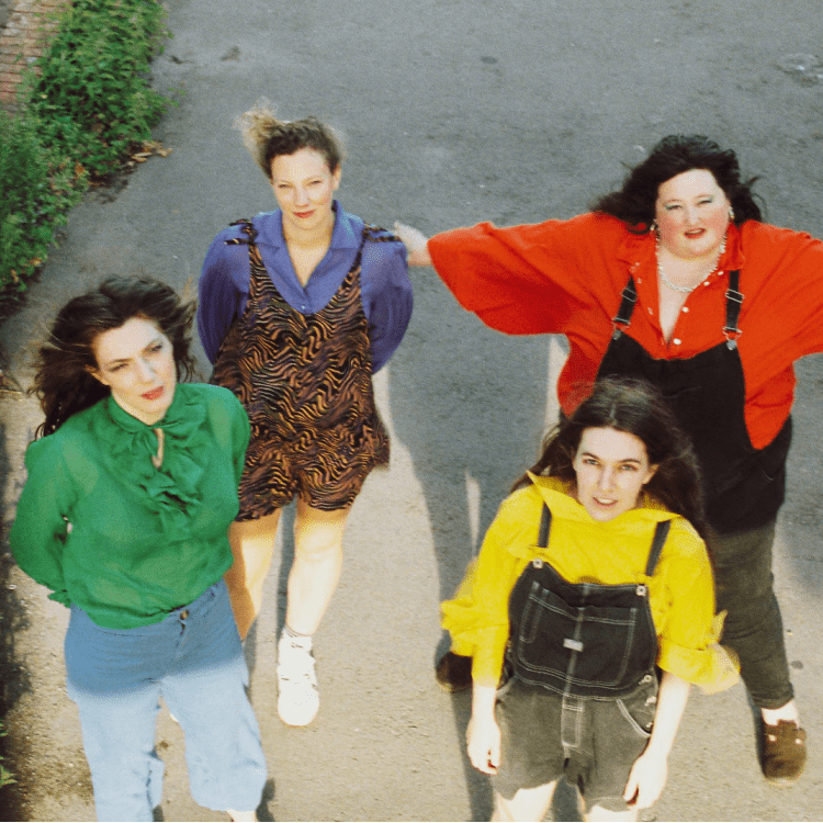 Bristol post-punk quartet Slagheap unleash the raucous ‘Caffeine’.