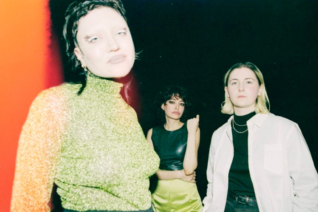 Thriving in harsh conditions: A new era of deep tan on ‘hollow&nbsp;scene’.