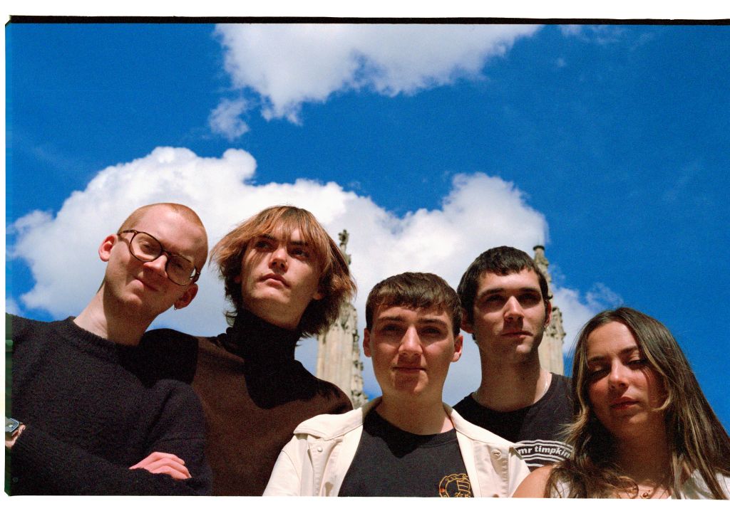 Roscoe Roscoe share heavenly new cut ‘Jacobs Ladder’ via Slow Dance&nbsp;Records.