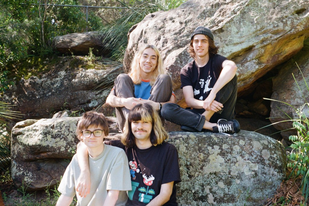 Sydney’s The Lazy Eyes lead a new birth of psych-rock on ‘Fuzz Jam’ and announce debut&nbsp;album.