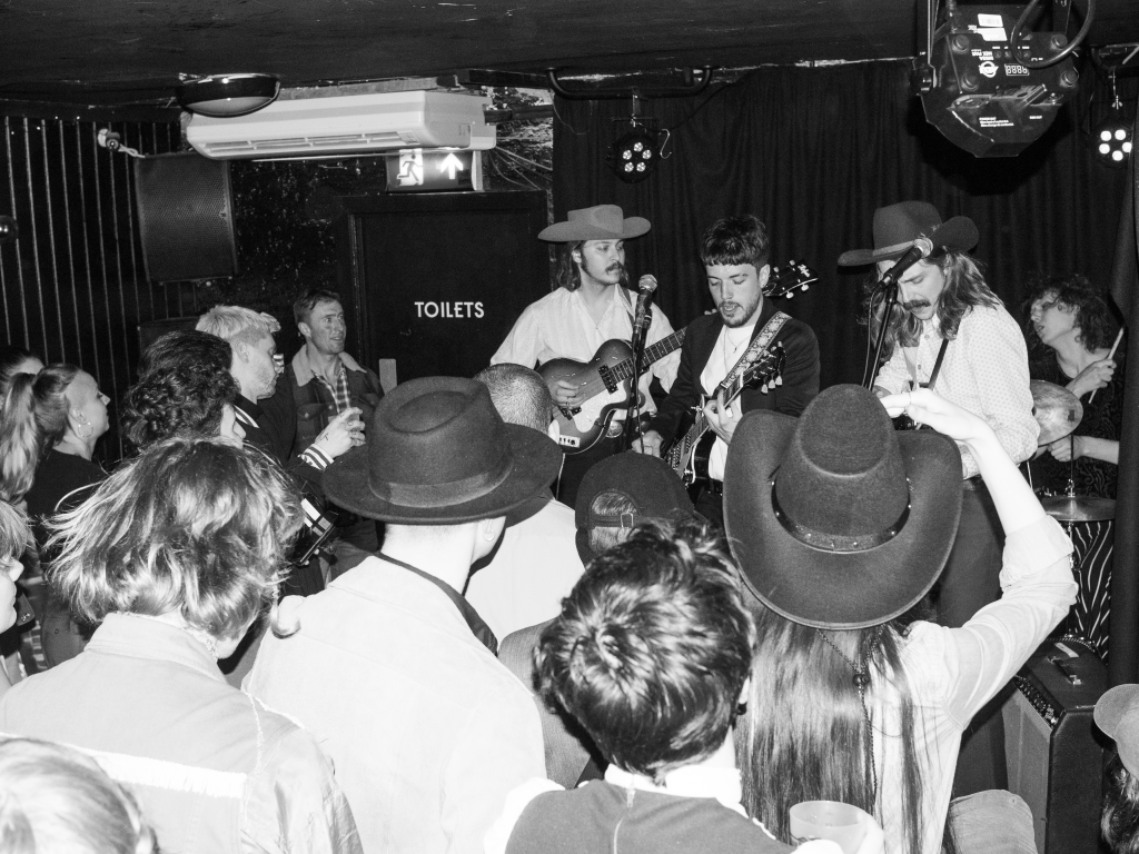 Brighton’s Trip Westerns share 60’s-infused psych debut ‘Free&nbsp;Mind’.