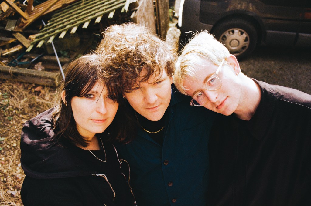 Devon trio Pale Blue Eyes share ‘Star Vehicle’ ahead of their debut&nbsp;album.