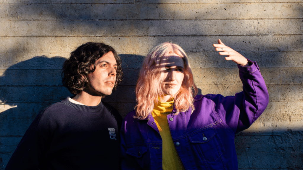 Californian newcomers abracadabra release a pulsating art-rock/ disco cut in ‘at the&nbsp;zoo’.