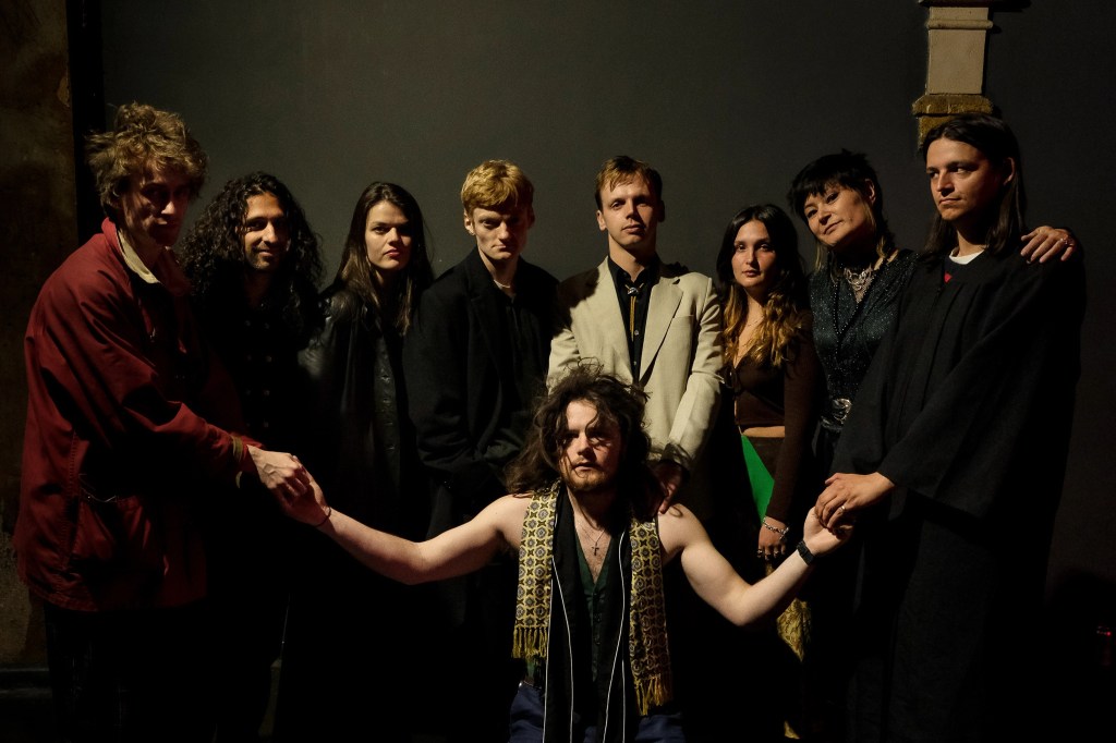 Bishopskin blend folk, blues, punk and medieval hymn on ‘Hey Little&nbsp;Sister’.