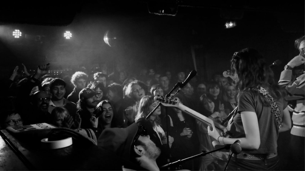 Ewe and Friends’ sensationally vibe-ridden George Tavern&nbsp;headline.