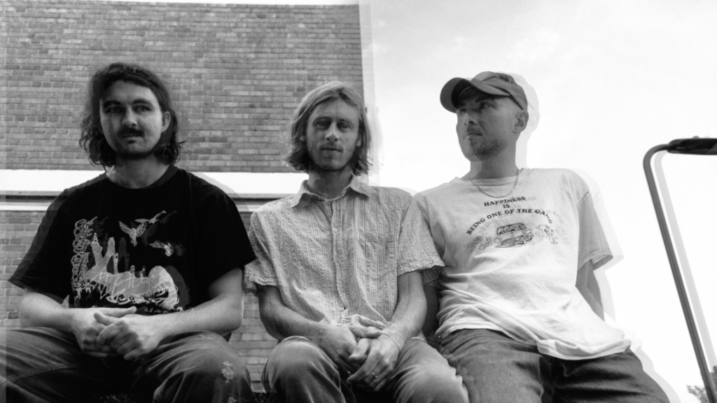 Adele Dazeem goes toe-to-toe with Father Time on&nbsp;‘Daim’.