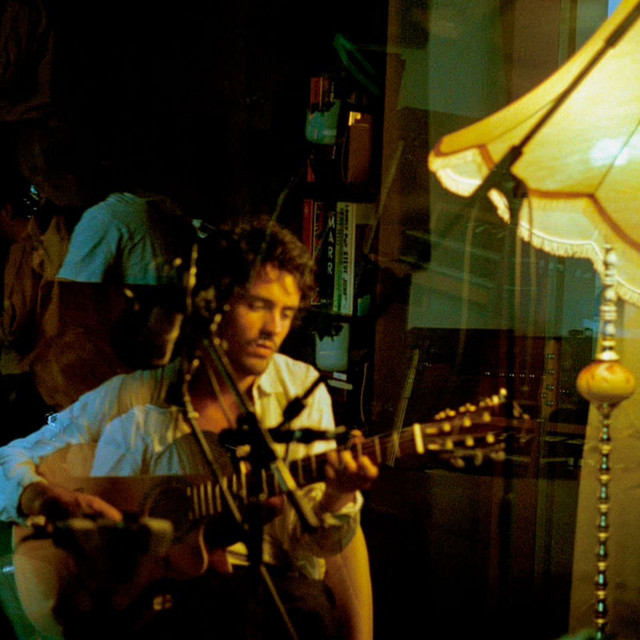 Hoy Chorale Q&A ahead of Horse Hospital headline.